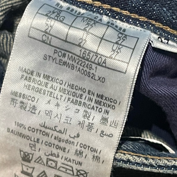 Guess Boy Fit Distressed Ripped Jeans Size 27 - Picture 8 of 12